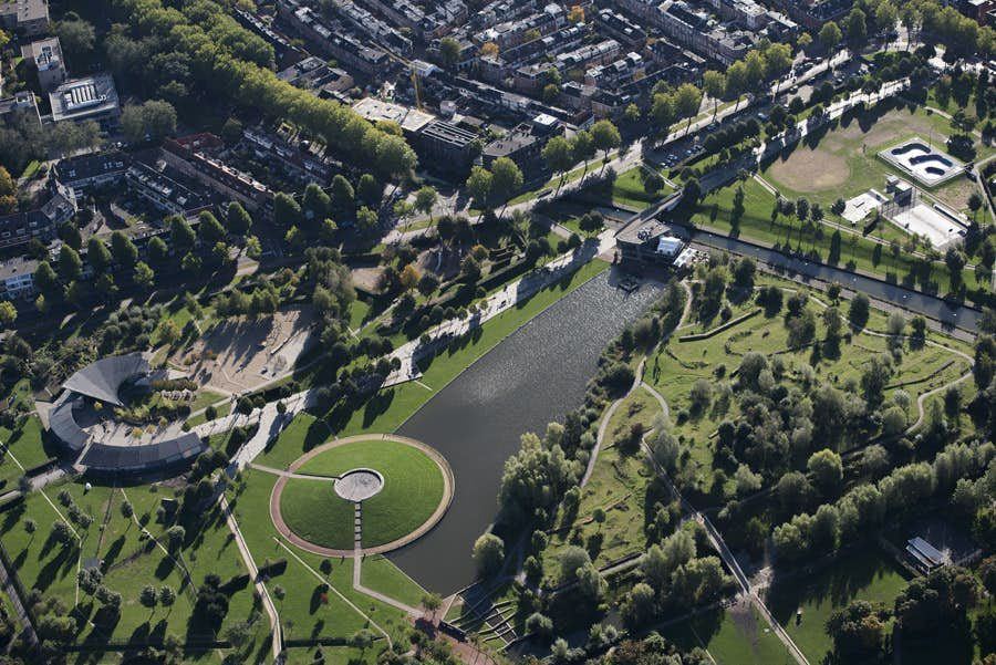 Het Griftpark in Utrecht van bovenaf